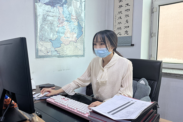 防疫典型人物韩春晓认真履职尽责甘做幕后英雄