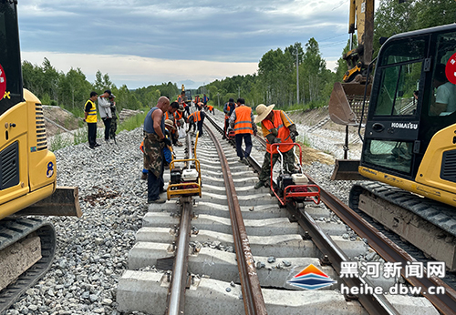 北黑铁路升级改造工程提前迈入分段开通阶段