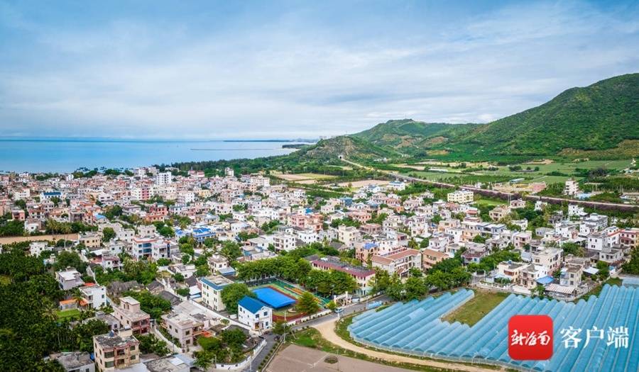 媒体海南行三亚崖州区梅西村用文明乡风扮靓美丽乡村