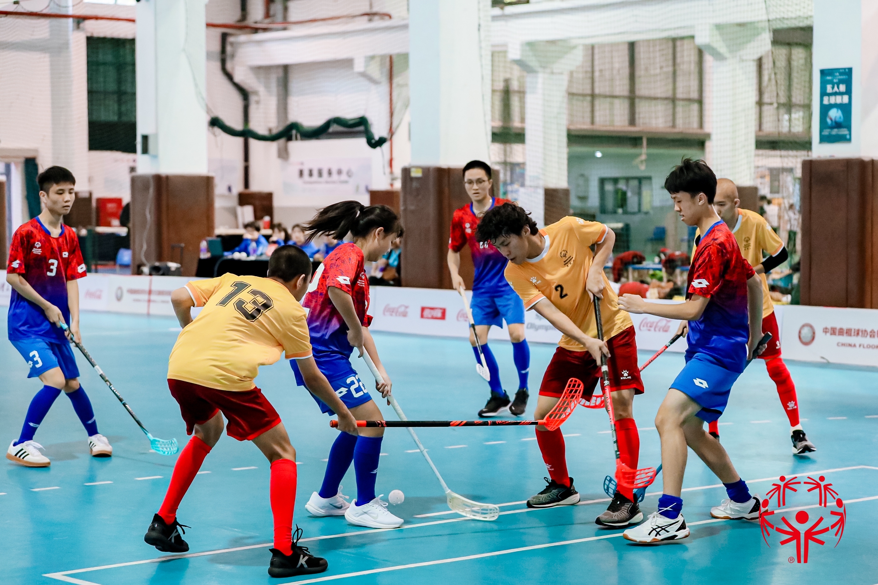 黑龙江特奥队获国际特殊奥林匹克融合软式曲棍球赛银牌