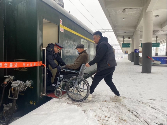 哈尔滨客运段应急有备让旅客出行更顺畅