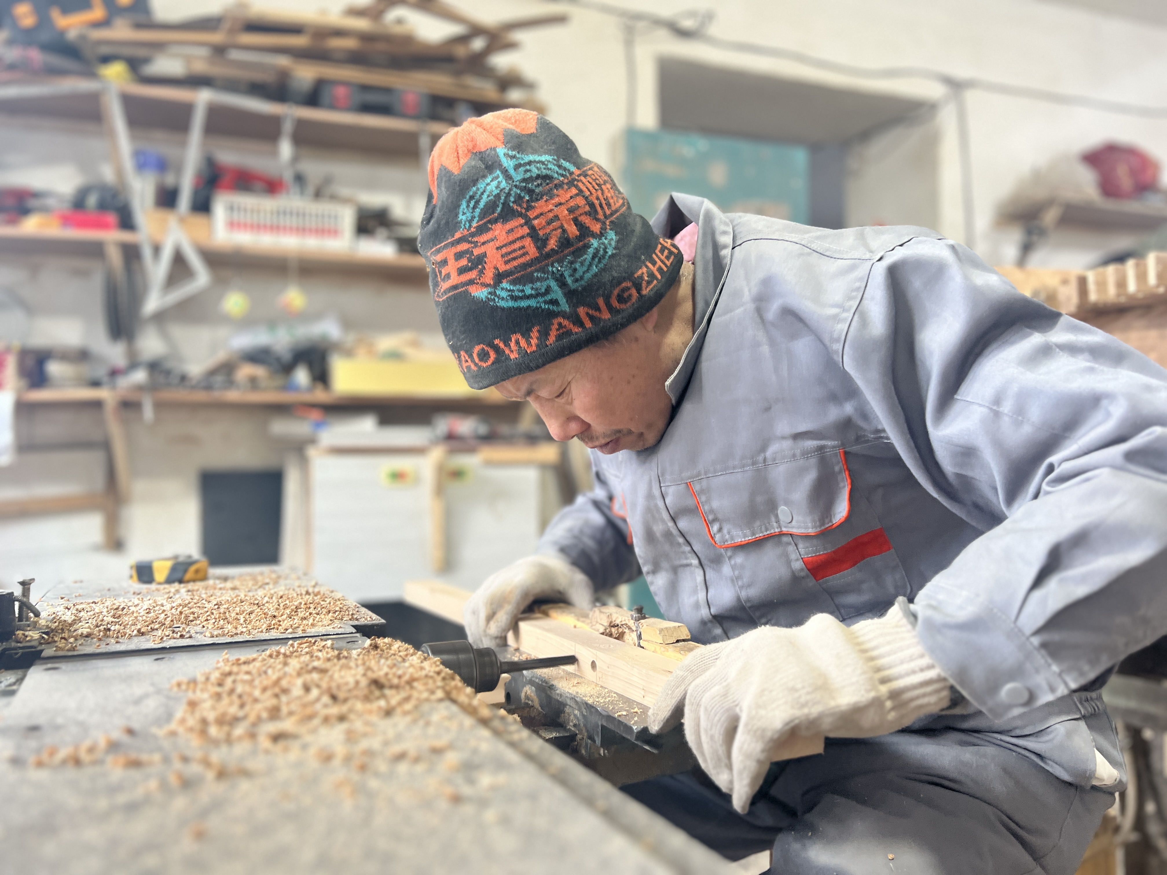 点亮就业梦想丨望奎县广义聋哑人木器厂是厂更是家
