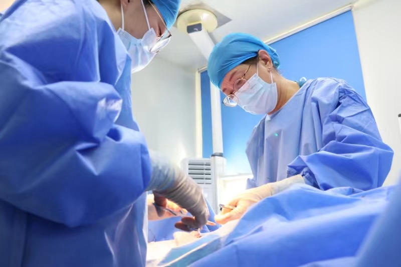 一月内俩孕妇遇严重前置胎盘伴胎盘植入哈尔滨市红十字中心医院多科室