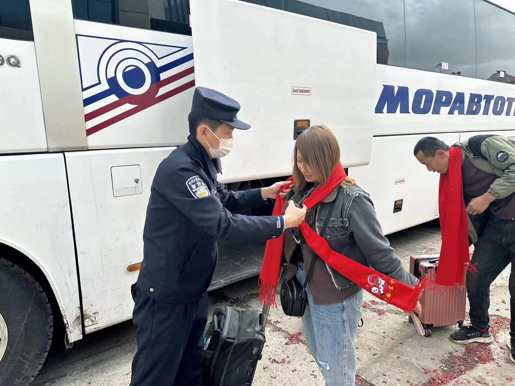 东宁边检站全力做好口岸恢复客运通关保障工作-东北网黑龙江-东北网