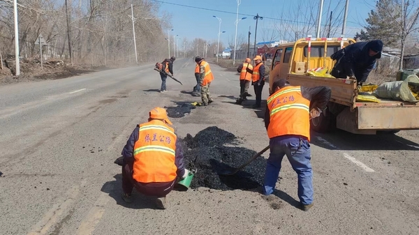 哈尔滨市交通运输局启动国省干线公路春季养护工作