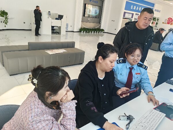 富裕县税务局开展智税优体验赋能统一大市场体验活动