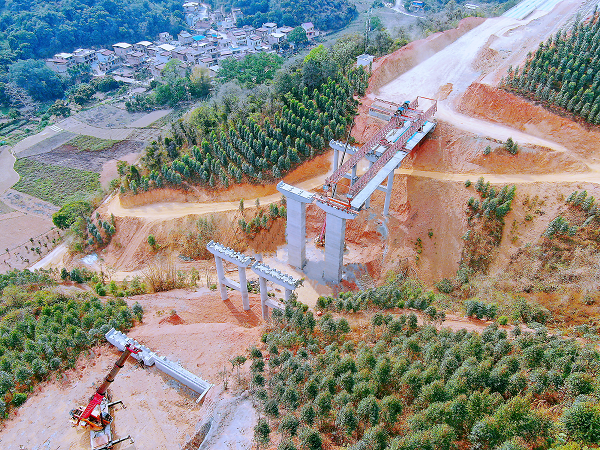 百色北环项目四标段主线桥梁下部结构全部施工完成