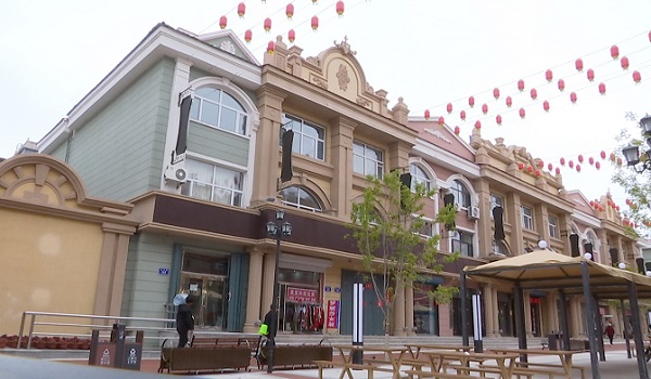 抚远又一打卡地诞生 远东商业步行街彰显异域风情